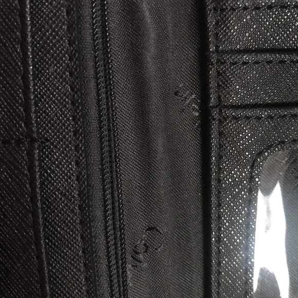 Calvin Klein Wallet - Picture 3 of 4